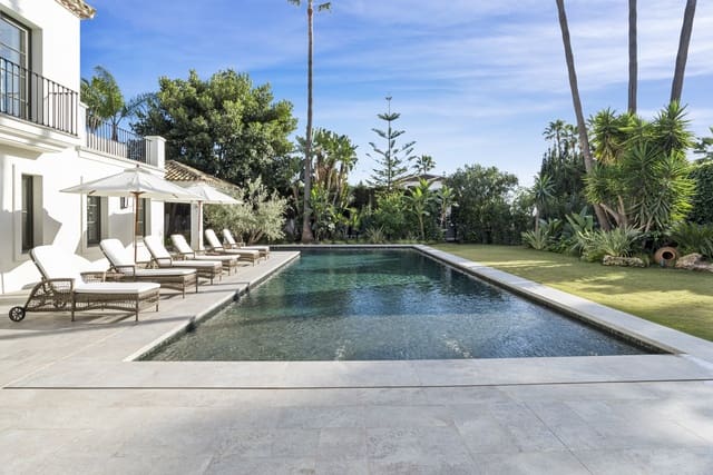 5 soveværelse Villa til salg i Nueva Andalucia, Marbella med swimmingpool garage - € 11.750.000 (Ref: 9806384)