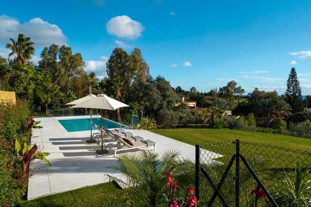 5 slaapkamer Villa te koop in Marbella met zwembad garage - € 13.500.000 (Ref: 9806385)