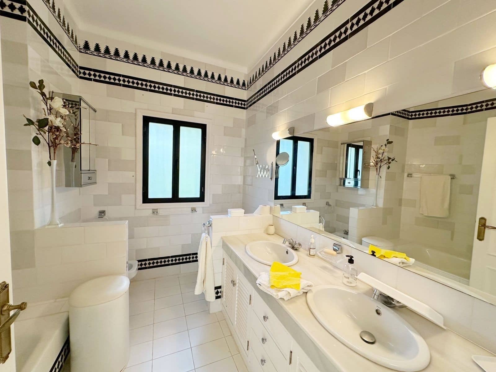4 quarto Moradia para venda em El Paraiso com piscina garagem - 2 550 000 € (Ref: 9811477)