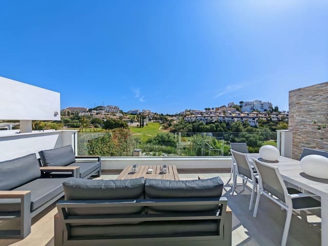 3 makuuhuone Paritalo myytävänä paikassa Riviera del Sol, Mijas mukana uima-altaan 
autotalli - 900 000 € (Ref: 9811478)