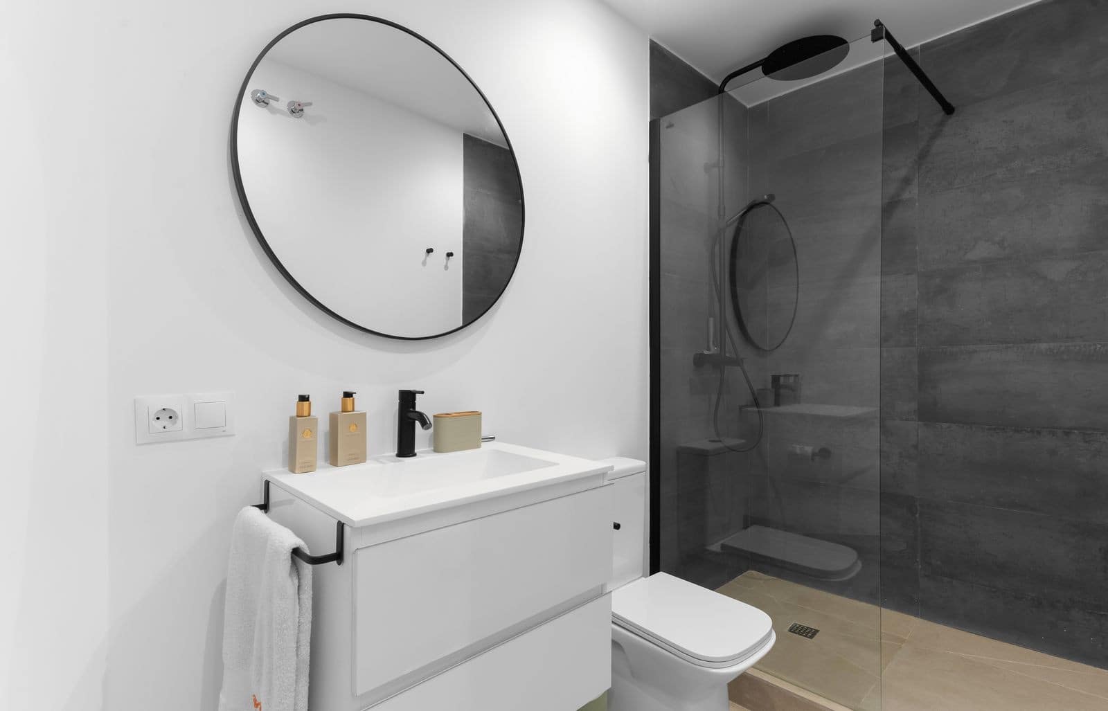 4 quarto Casa em Banda para venda em Fuengirola com piscina garagem - 799 999 € (Ref: 9811479)