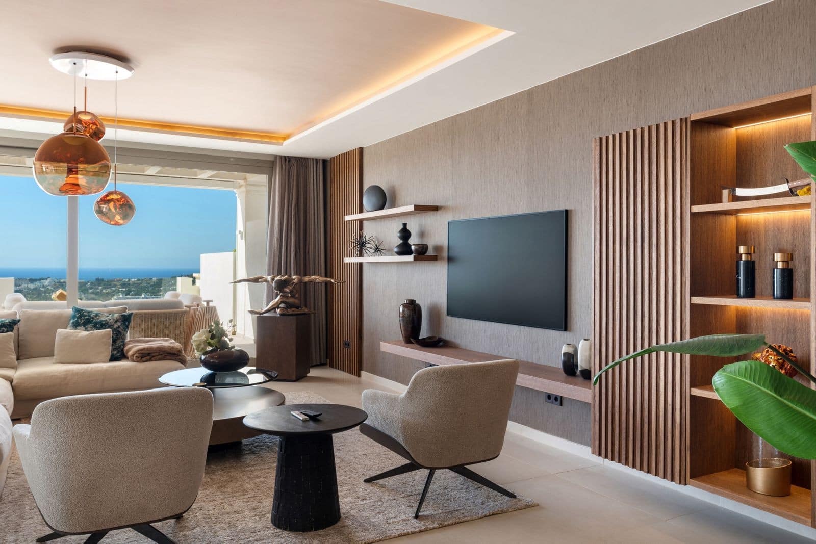 2 bedroom Penthouse for sale in Marbella with pool garage - € 1,420,000 (Ref: 9811480)