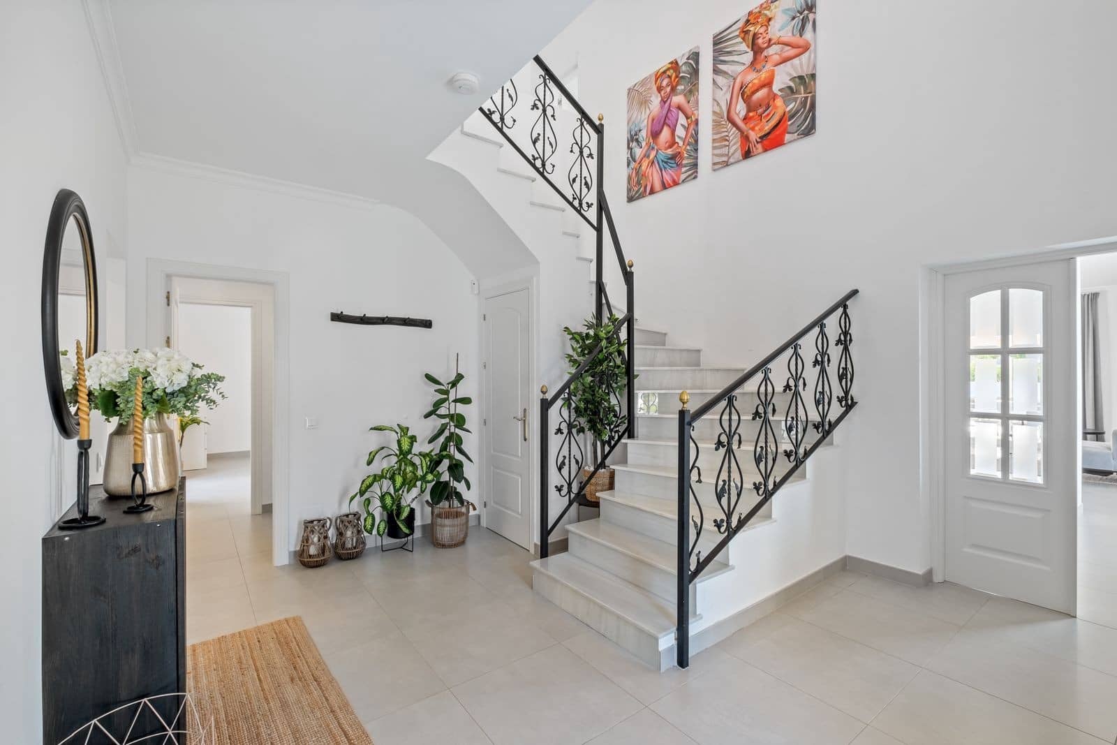 6 bedroom Villa for sale in Mijas Costa with pool garage - € 1,290,000 (Ref: 9811481)