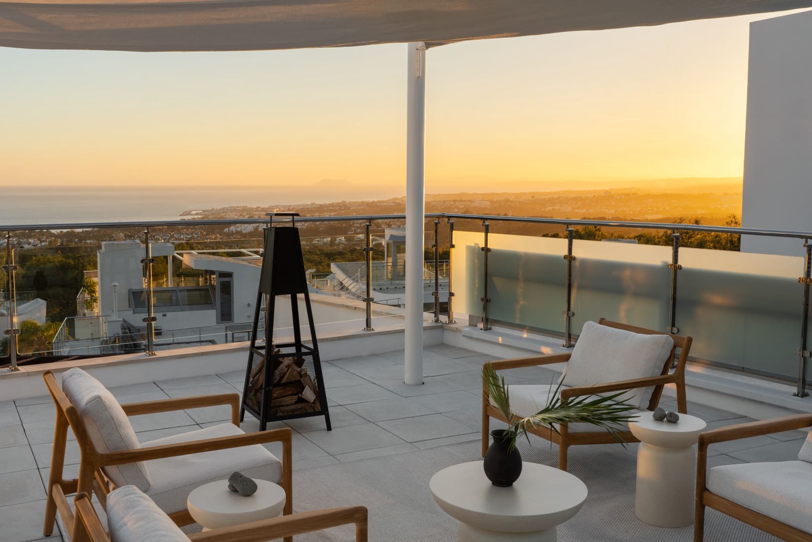 4 soverom Kjedet enebolig til salgs i Marbella med svømmebasseng garasje - € 3 950 000 (Ref: 9811483)