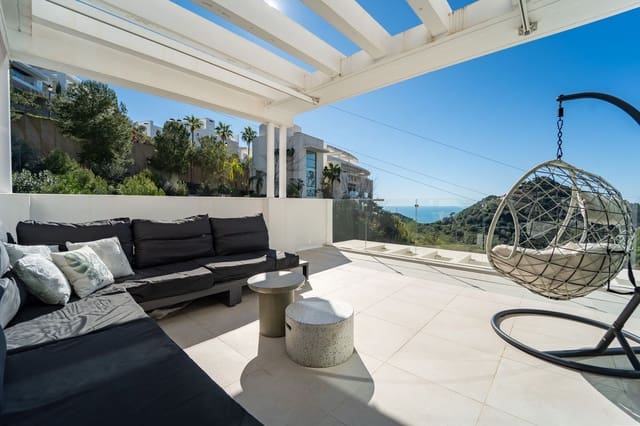 3 quarto Penthouse para venda em Ojen com piscina garagem - 1 499 000 € (Ref: 9811484)