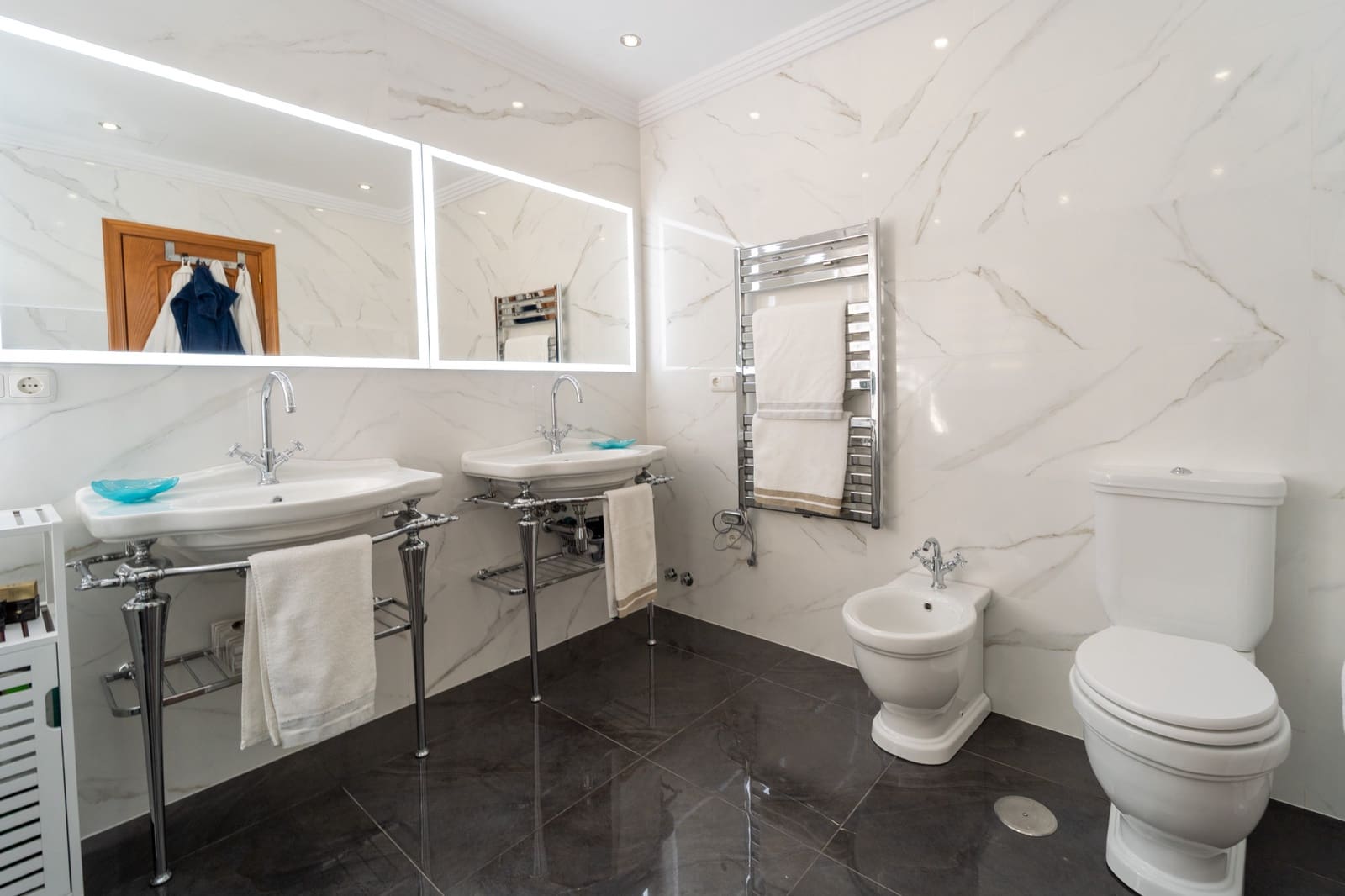 4 sovrum Villa till salu i Mijas med pool garage - 1 500 000 € (Ref: 9813283)