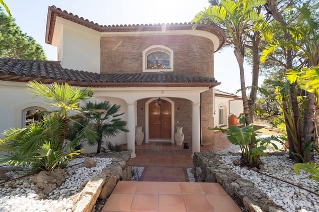 4 sovrum Villa till salu i Mijas med pool garage - 1 500 000 € (Ref: 9813283)