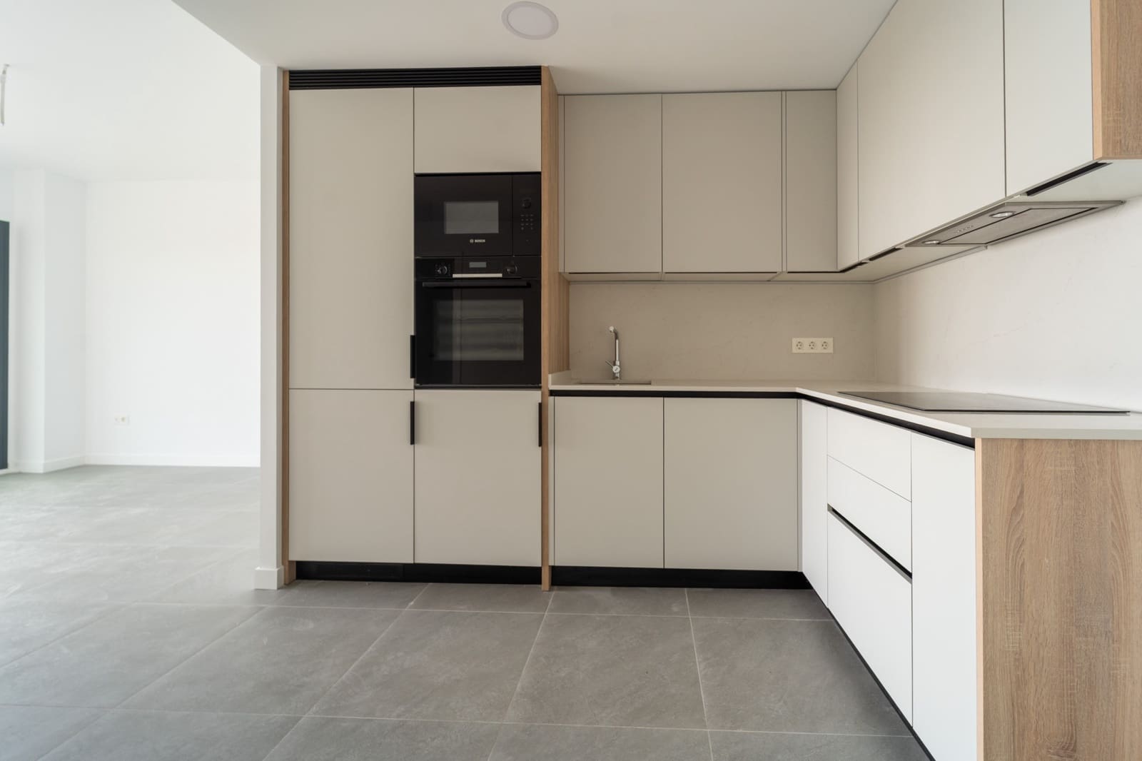 Apartamento de 2 habitaciones en El Chaparral en venta con piscina garaje - 479.000 € (Ref: 9813779)