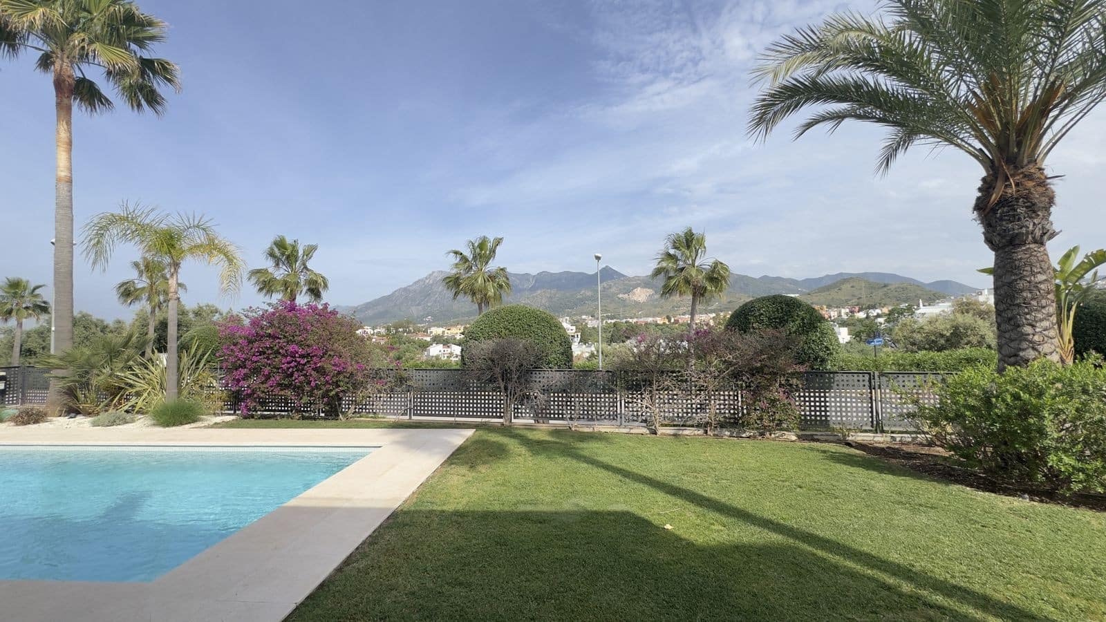 3 camera da letto Villa in vendita in Marbella con piscina garage - 2.150.000 € (Rif: 9820313)