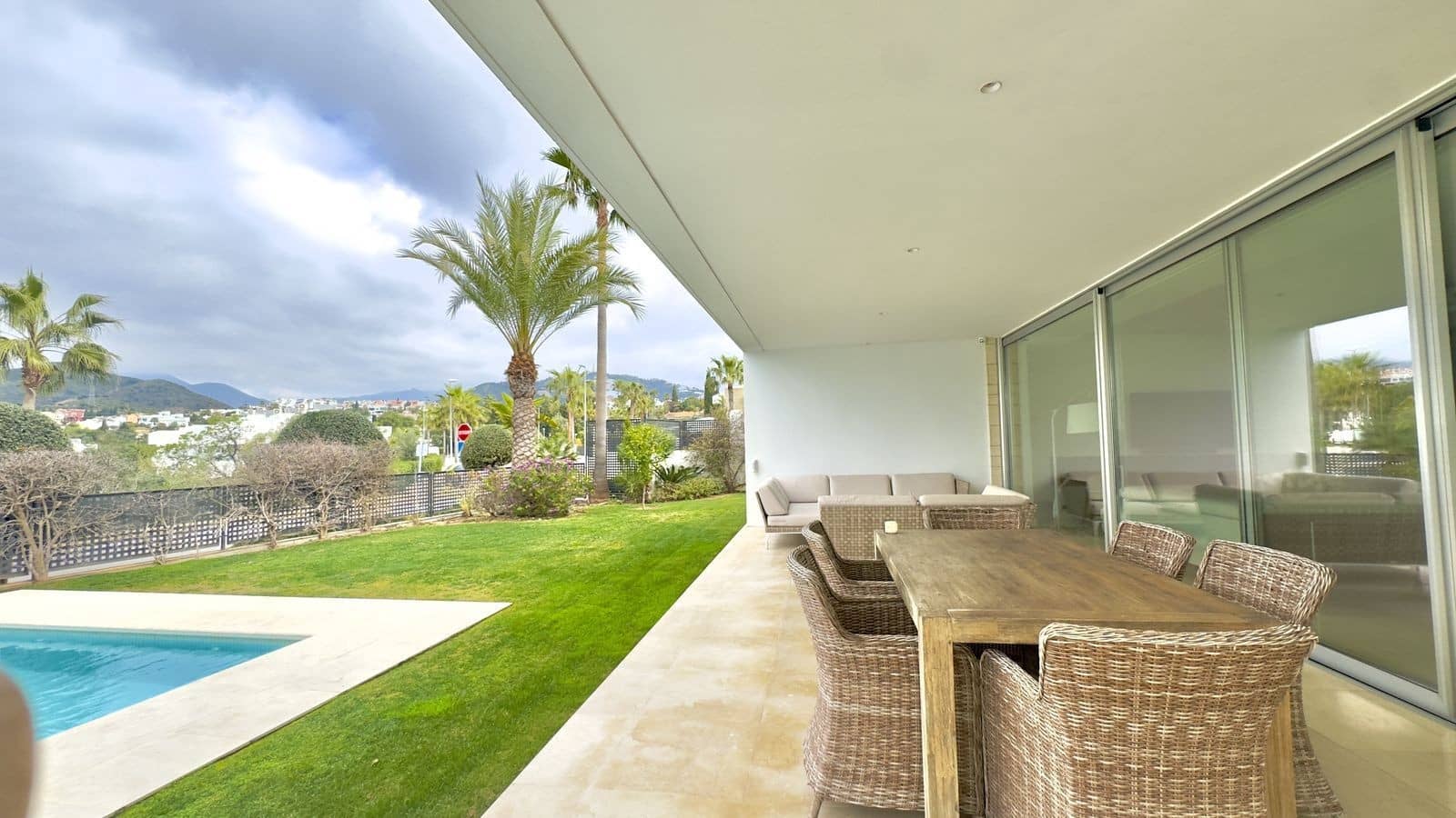 3 camera da letto Villa in vendita in Marbella con piscina garage - 2.150.000 € (Rif: 9820313)
