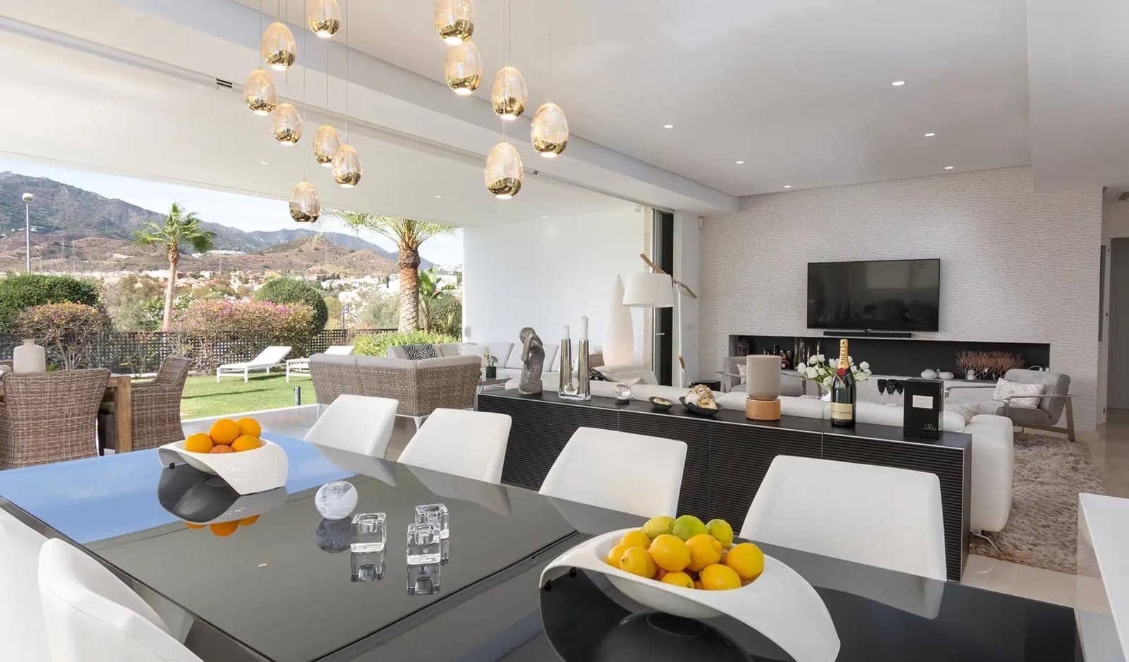 3 camera da letto Villa in vendita in Marbella con piscina garage - 2.150.000 € (Rif: 9820313)