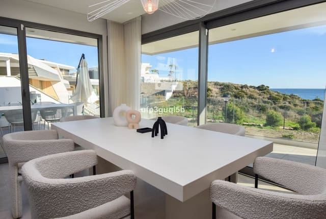Pareado de 3 habitaciones en Mijas Costa, Mijas en venta con piscina garaje - 1.295.000 € (Ref: 9820314)