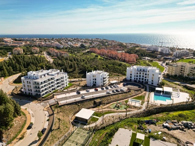 2 soveværelse Lejlighed til salg i El Chaparral, Mijas med swimmingpool garage - € 425.000 (Ref: 9822496)
