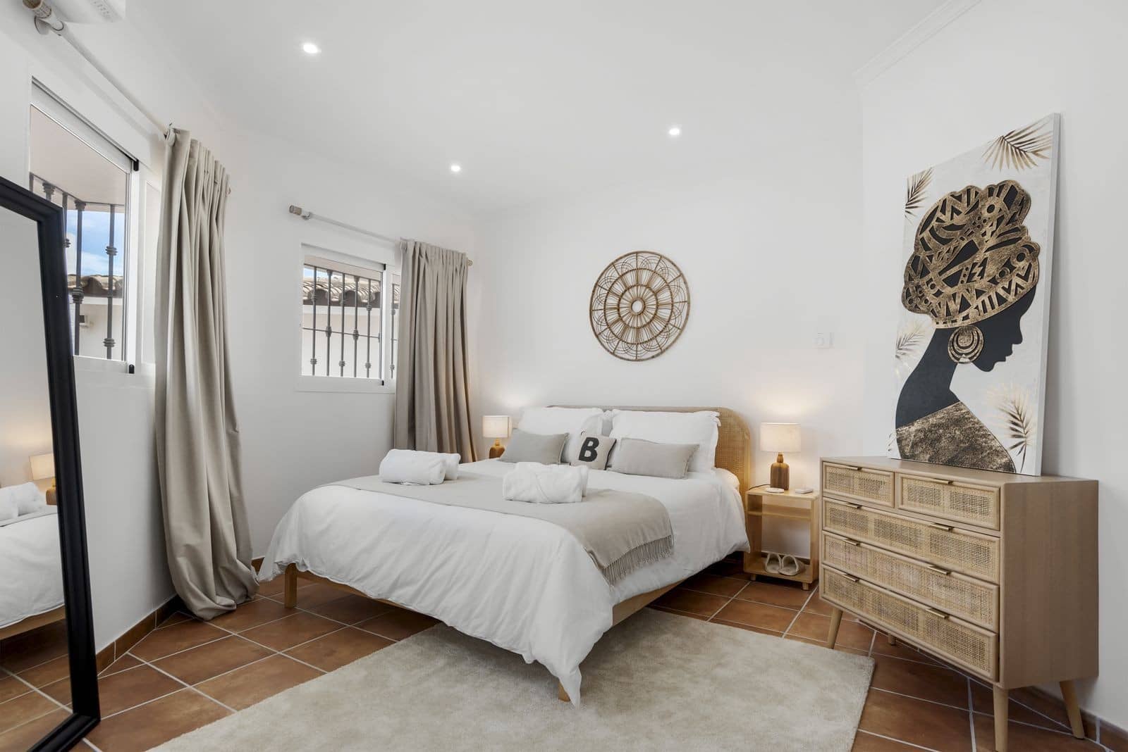 5 soverom Villa til salgs i Marbella med svømmebasseng garasje - € 2 195 000 (Ref: 9824942)