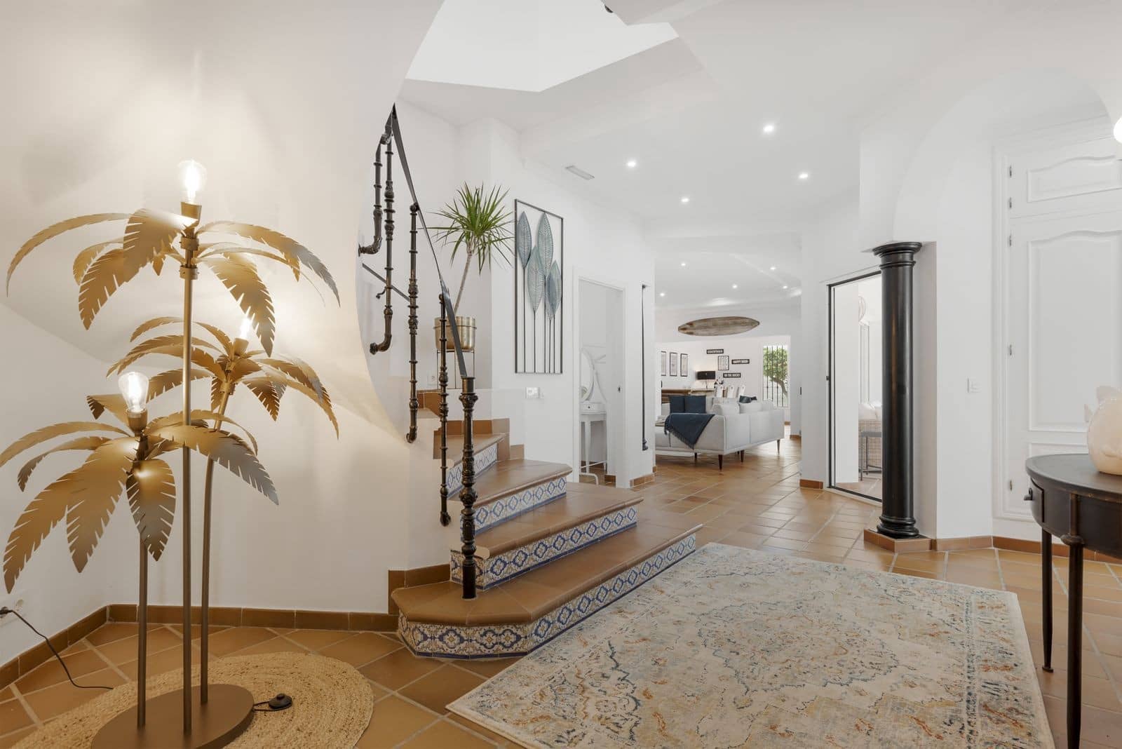 5 soverom Villa til salgs i Marbella med svømmebasseng garasje - € 2 195 000 (Ref: 9824942)