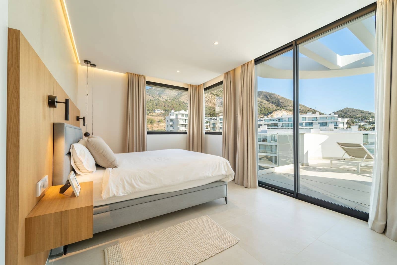 3 slaapkamer Penthouse te koop in Fuengirola met zwembad garage - € 1.199.000 (Ref: 9824943)