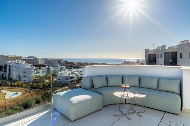 3 slaapkamer Penthouse te koop in El Higuerón, Fuengirola met zwembad garage - € 1.199.000 (Ref: 9824943)