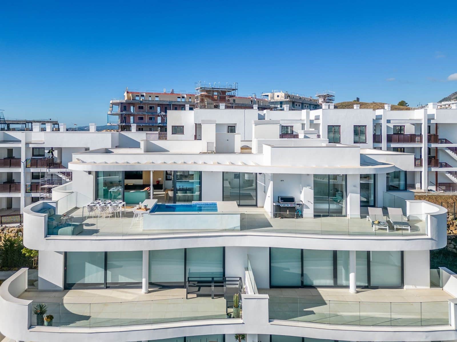 3 slaapkamer Penthouse te koop in Fuengirola met zwembad garage - € 1.199.000 (Ref: 9824943)