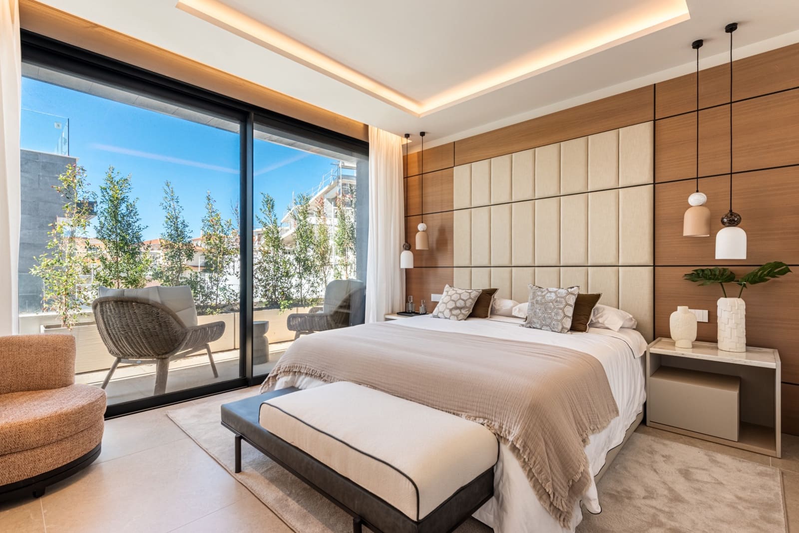 3 soverom Villa til salgs i La Cala de Mijas med svømmebasseng garasje - € 2 095 000 (Ref: 9826606)