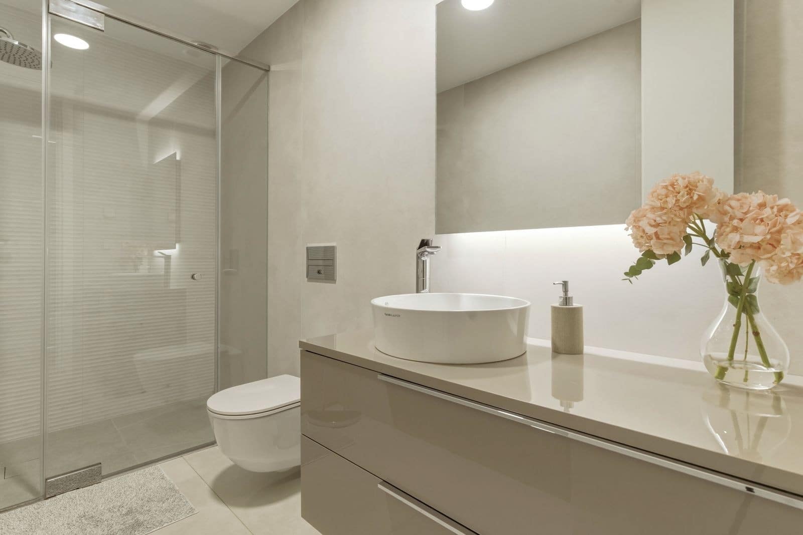 4 bedroom Apartment for sale in Estepona with pool garage - € 2,090,000 (Ref: 9828991)