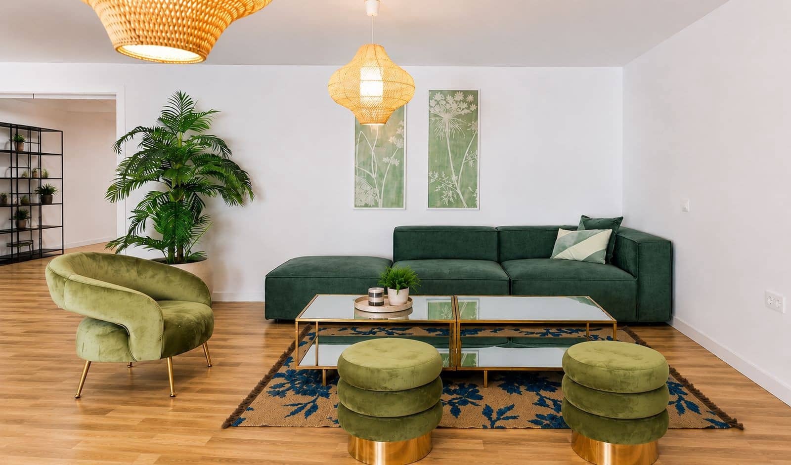 4 bedroom Apartment for sale in Estepona with pool garage - € 2,090,000 (Ref: 9828991)