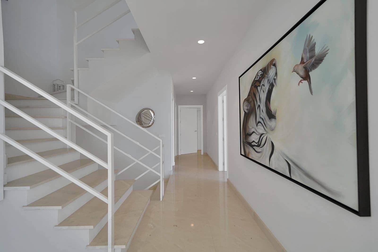5 bedroom Villa for sale in Benahavis with pool garage - € 3,195,000 (Ref: 9828992)
