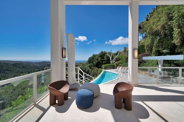 5 bedroom Villa for sale in Benahavís with pool garage - € 3,195,000 (Ref: 9828992)