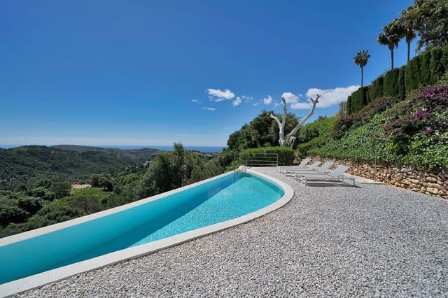 5 bedroom Villa for sale in Benahavís with pool garage - € 3,195,000 (Ref: 9828992)