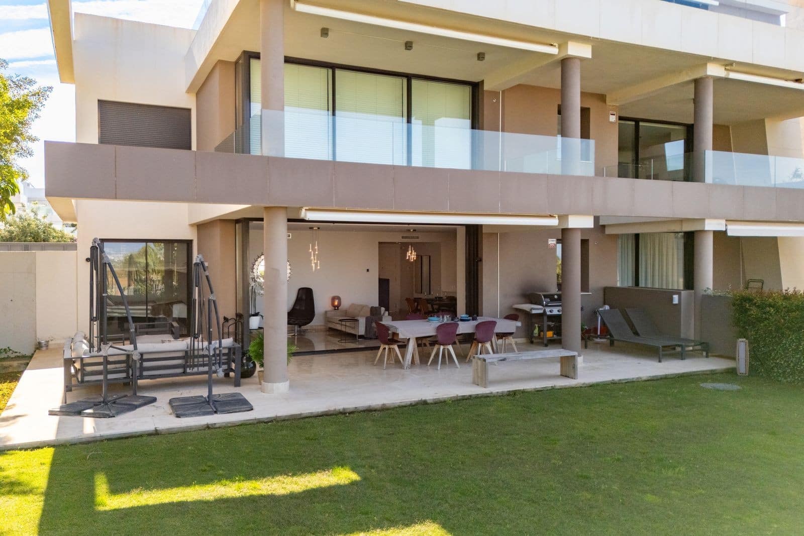 3 bedroom Apartment for sale in Marbella with pool garage - € 850,000 (Ref: 9831221)