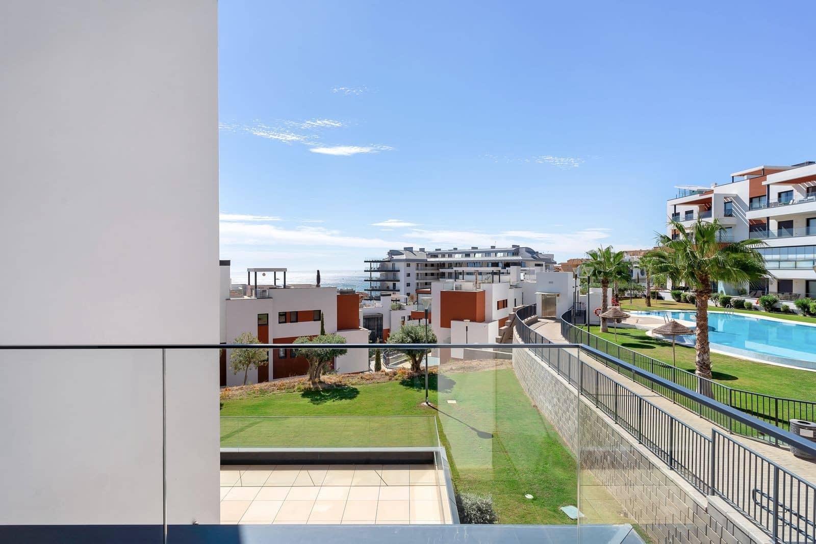 4 soveværelse Lejlighed til salg i Fuengirola med swimmingpool garage - € 719.000 (Ref: 9831222)