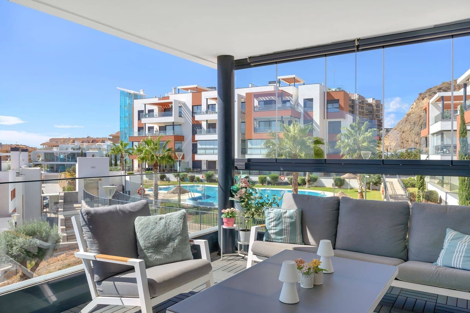 4 soveværelse Lejlighed til salg i Fuengirola med swimmingpool garage - € 719.000 (Ref: 9831222)
