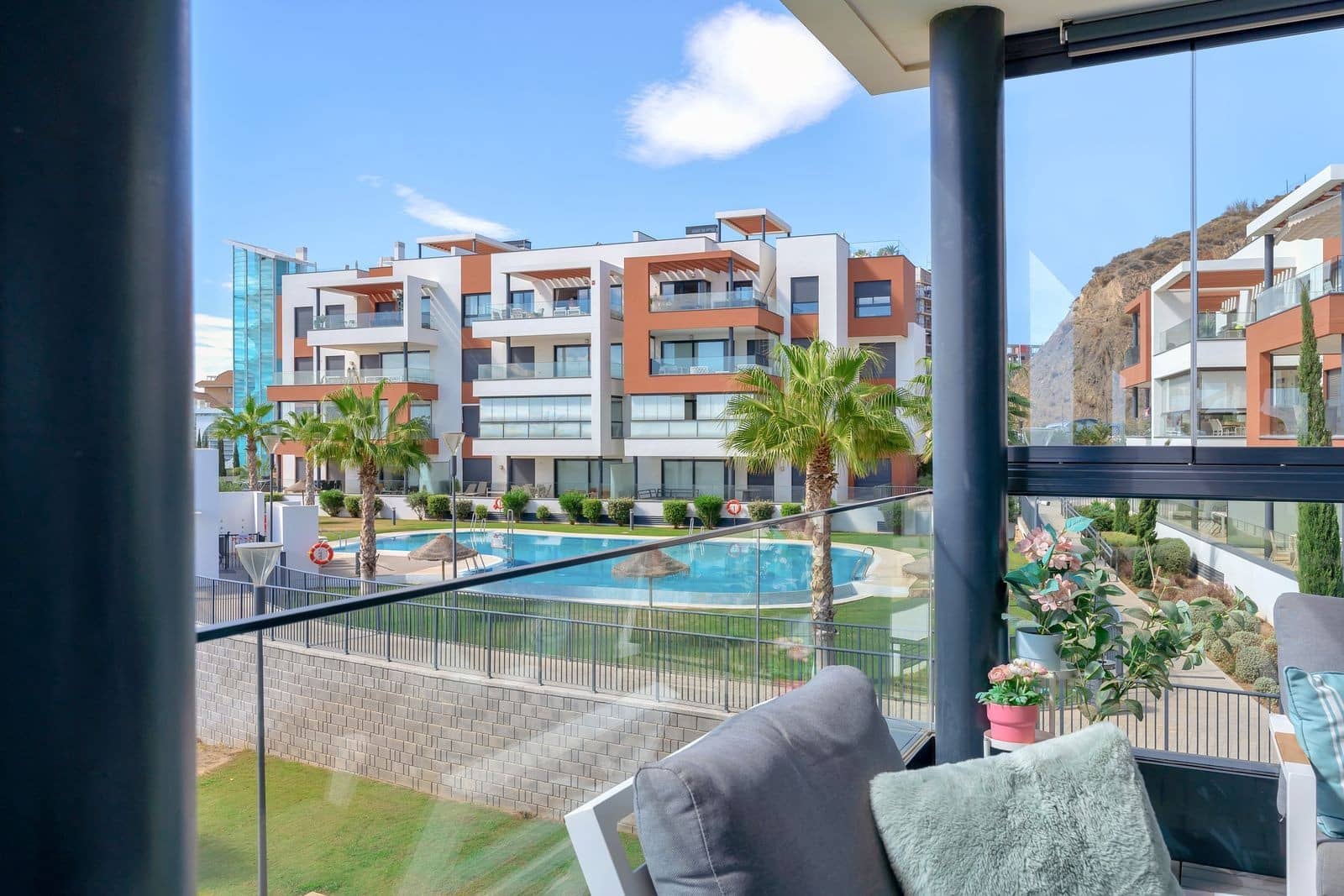 4 soveværelse Lejlighed til salg i Fuengirola med swimmingpool garage - € 719.000 (Ref: 9831222)