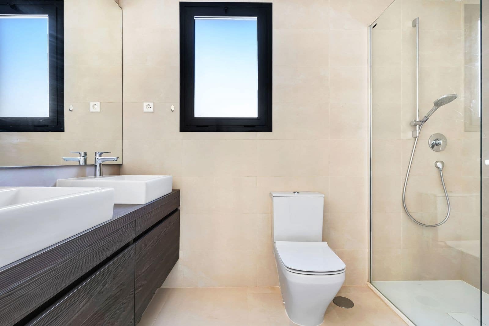 4 soveværelse Lejlighed til salg i Fuengirola med swimmingpool garage - € 719.000 (Ref: 9831222)