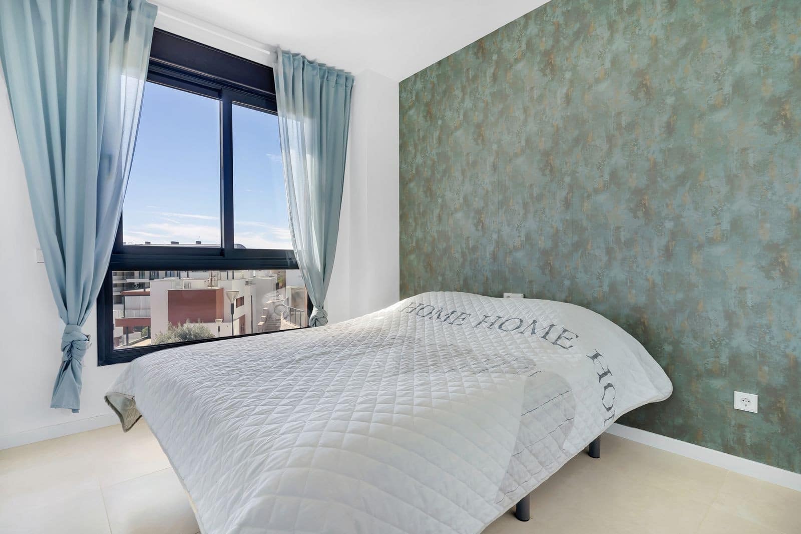 4 soveværelse Lejlighed til salg i Fuengirola med swimmingpool garage - € 719.000 (Ref: 9831222)