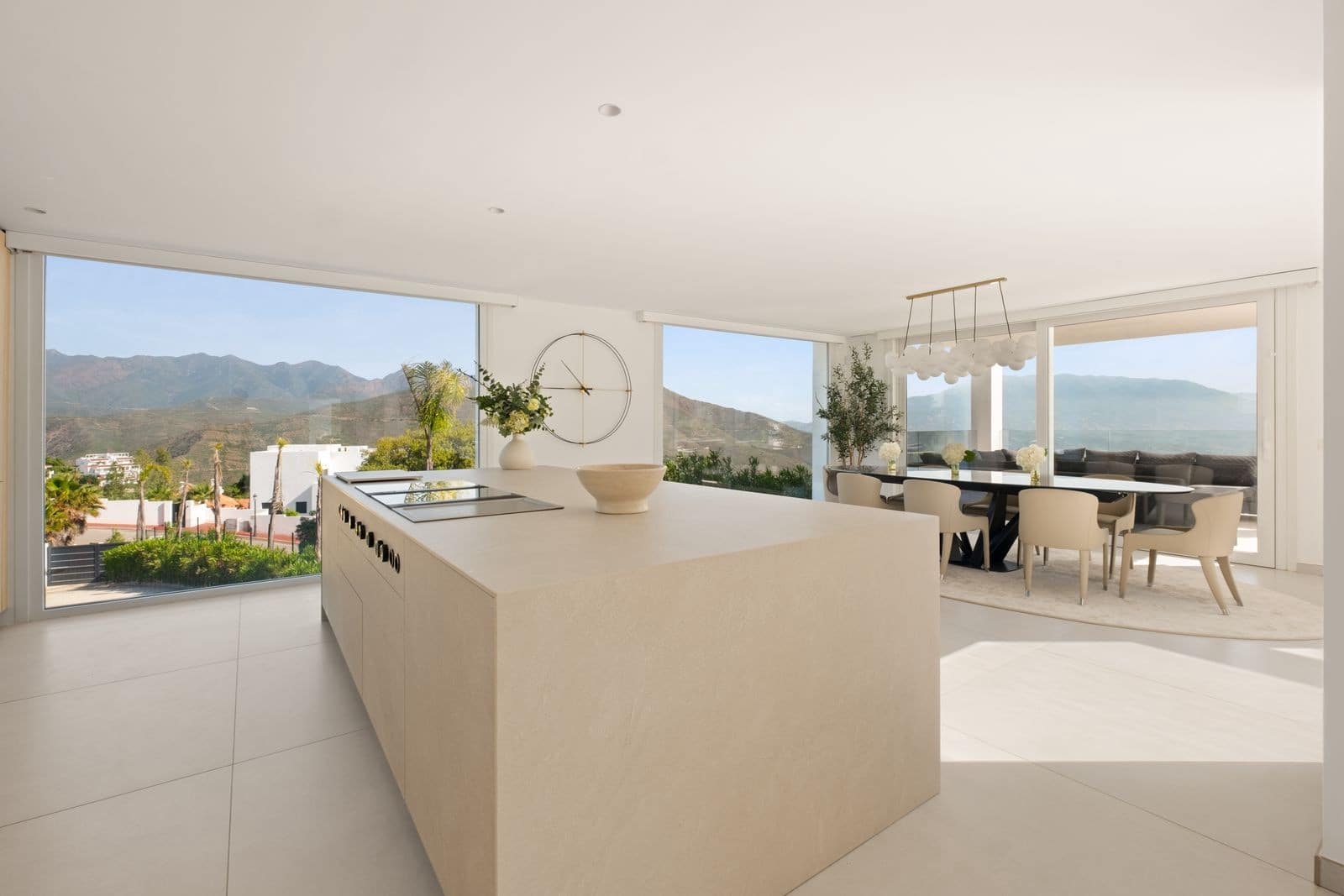 4 sovrum Villa till salu i Marbella med pool garage - 3 650 000 € (Ref: 9831223)