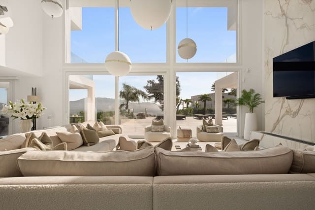 4 Zimmer Villa zu verkaufen in Marbella mit Pool Garage - 3.650.000 € (Ref: 9831223)