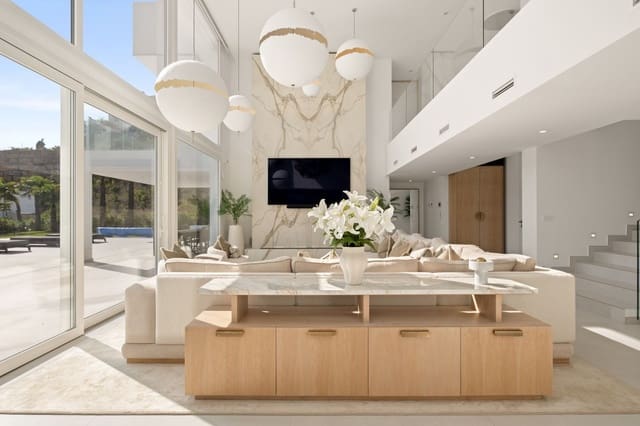 4 Zimmer Villa zu verkaufen in Marbella mit Pool Garage - 3.650.000 € (Ref: 9831223)