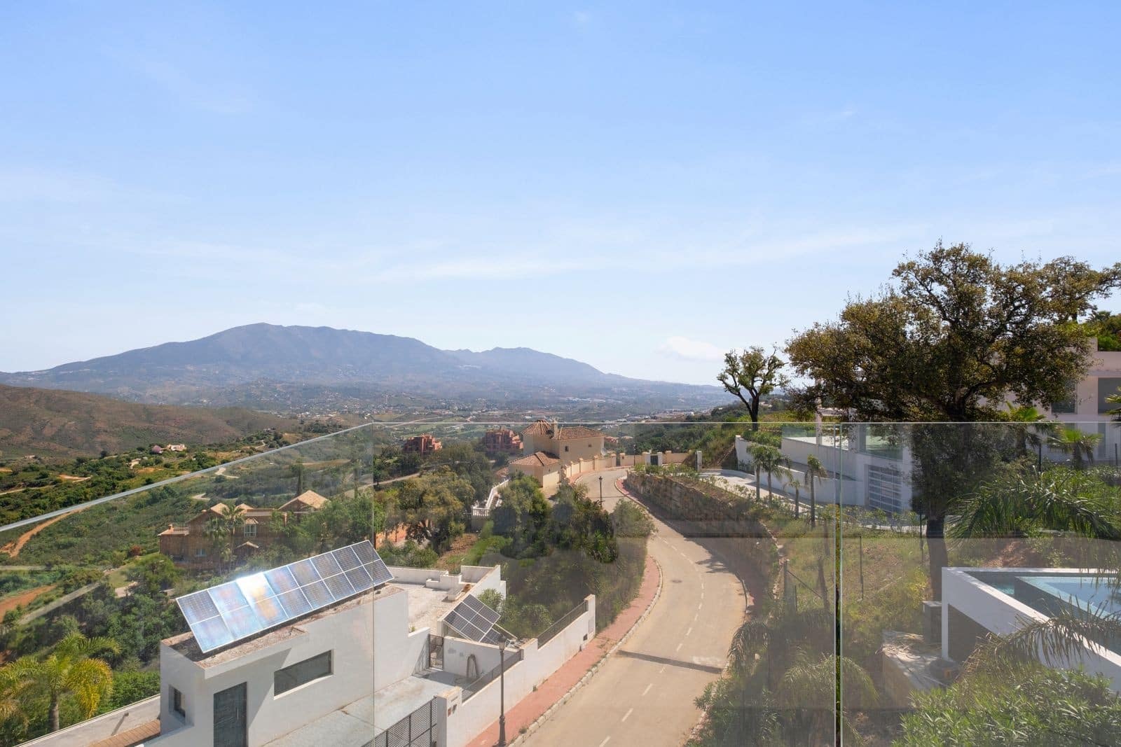 4 sovrum Villa till salu i Marbella med pool garage - 3 650 000 € (Ref: 9831223)