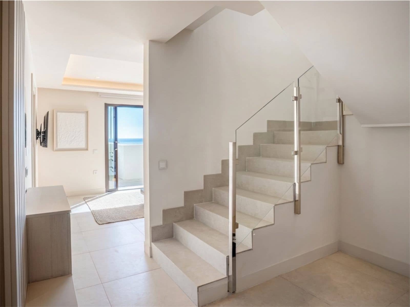 3 bedroom Penthouse for sale in Estepona with pool garage - € 3,800,000 (Ref: 9831224)