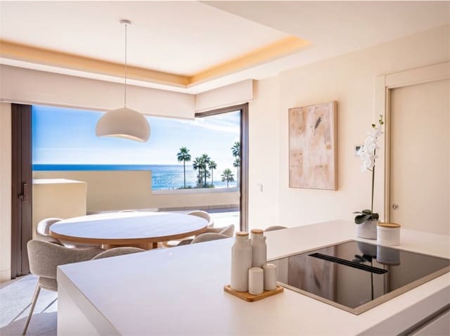 3 quarto Penthouse para venda em Estepona com piscina garagem - 3 800 000 € (Ref: 9831224)
