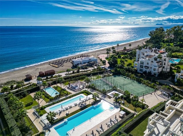 3 quarto Penthouse para venda em Estepona com piscina garagem - 3 800 000 € (Ref: 9831224)