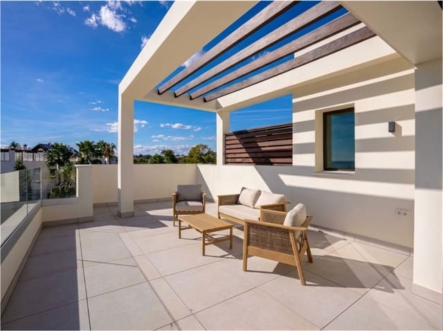 3 quarto Penthouse para venda em Estepona com piscina garagem - 3 800 000 € (Ref: 9831224)