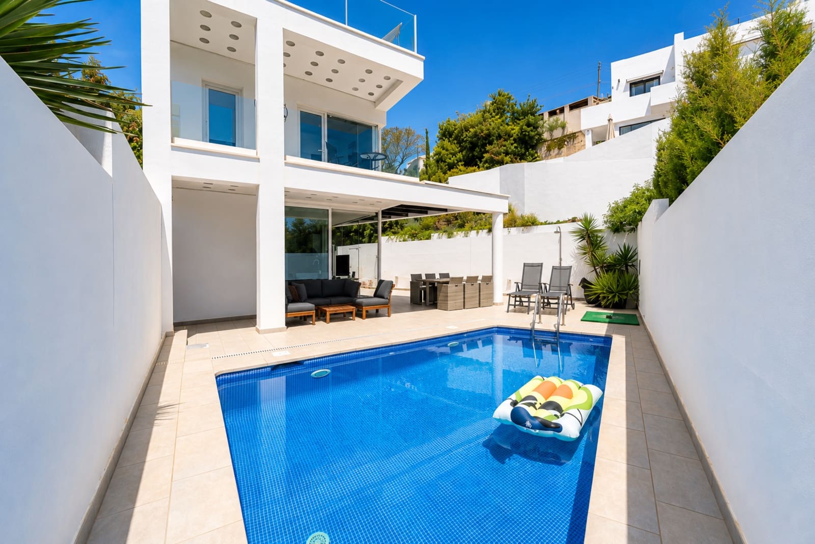2 sypialnia Willa na sprzedaż w Fuengirola z basenem garażem - 625 000 € (Ref: 9833583)