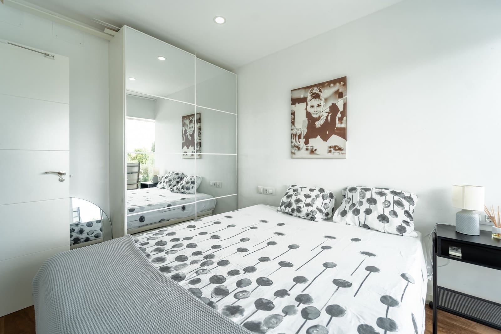 2 bedroom Villa for sale in Fuengirola with pool garage - € 625,000 (Ref: 9833583)