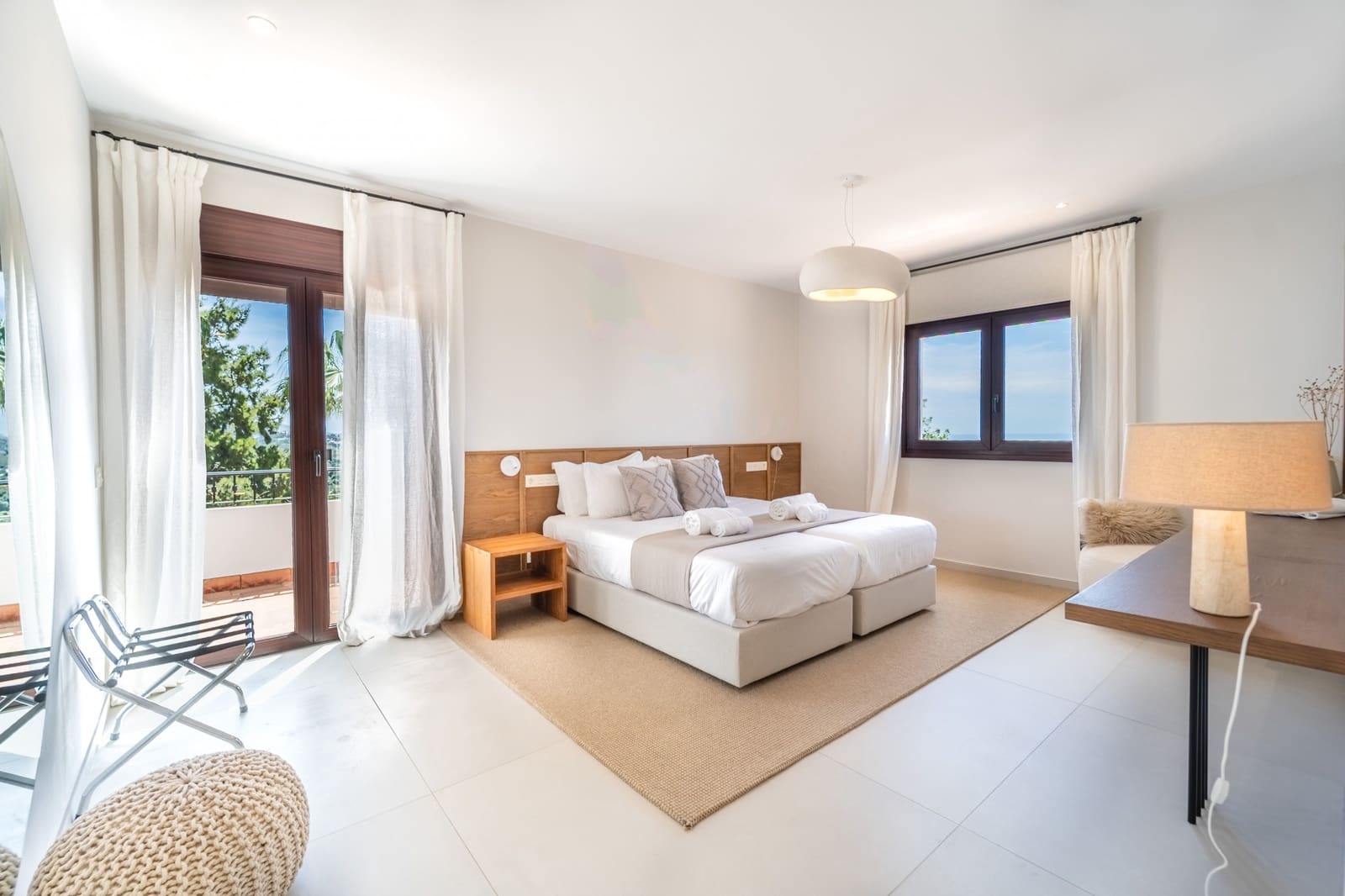 6 soveværelse Villa til salg i Marbella med swimmingpool garage - € 3.995.950 (Ref: 9839135)