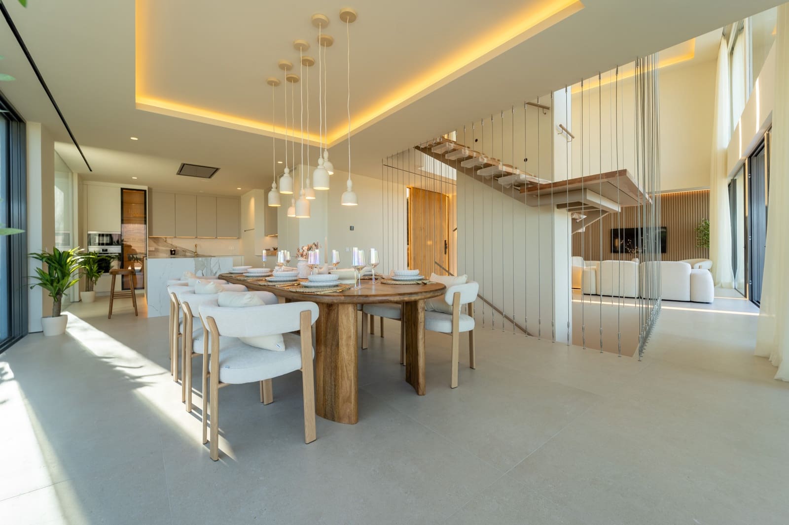 5 soverom Villa til salgs i Mijas Costa med svømmebasseng garasje - € 3 100 000 (Ref: 9846141)
