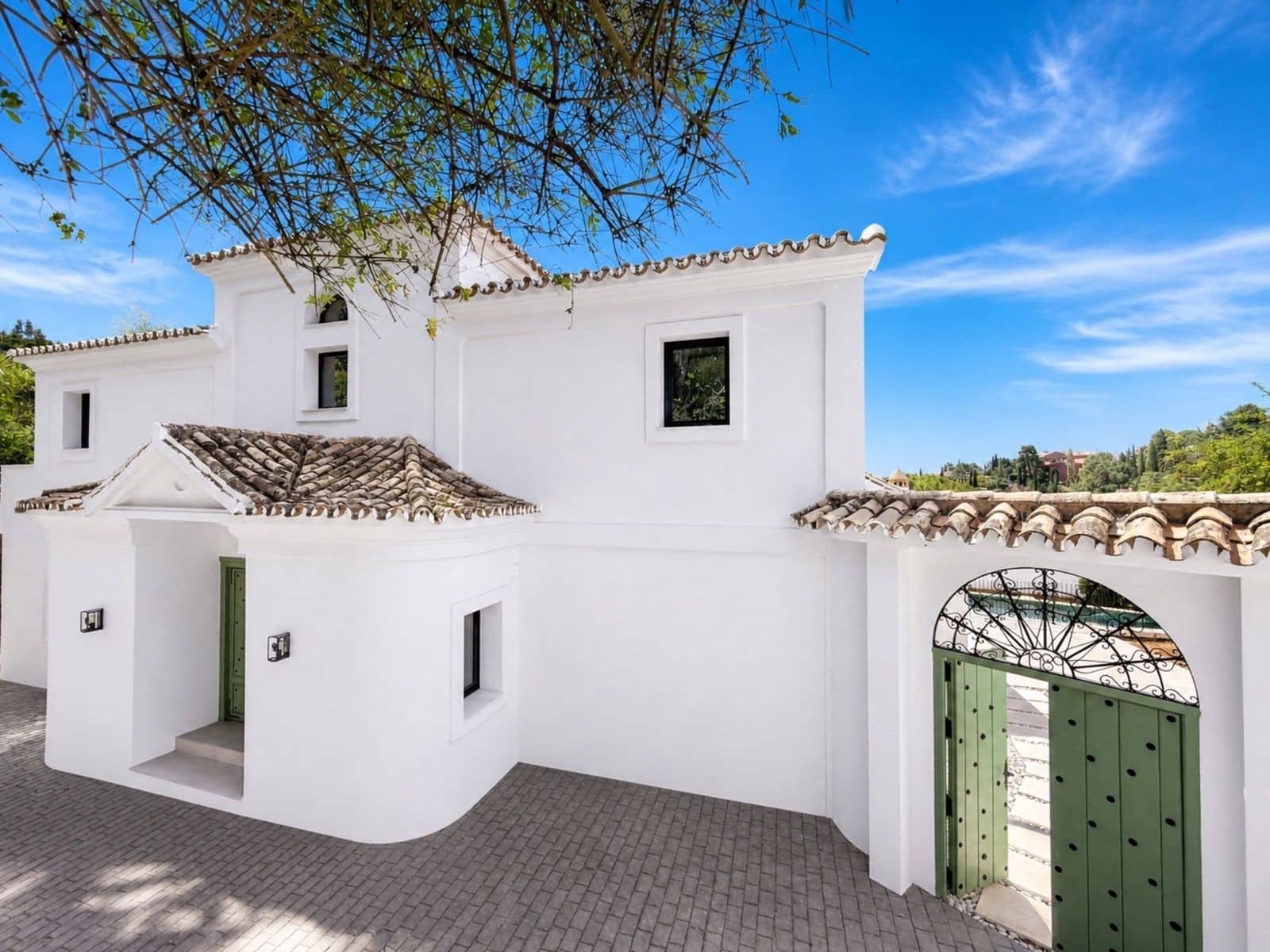 5 quarto Moradia para venda em El Madronal com piscina garagem - 3 995 000 € (Ref: 9855335)