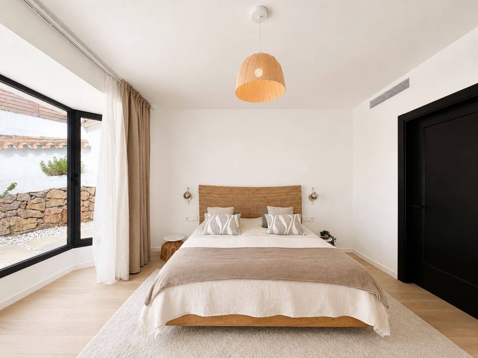 5 quarto Moradia para venda em El Madronal com piscina garagem - 3 995 000 € (Ref: 9855335)