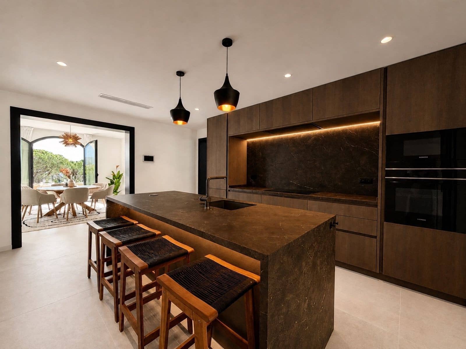 5 quarto Moradia para venda em El Madronal com piscina garagem - 3 995 000 € (Ref: 9855335)