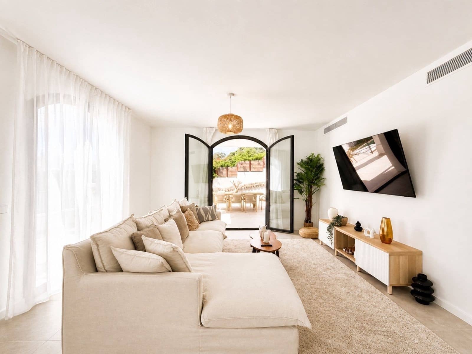 5 quarto Moradia para venda em El Madronal com piscina garagem - 3 995 000 € (Ref: 9855335)